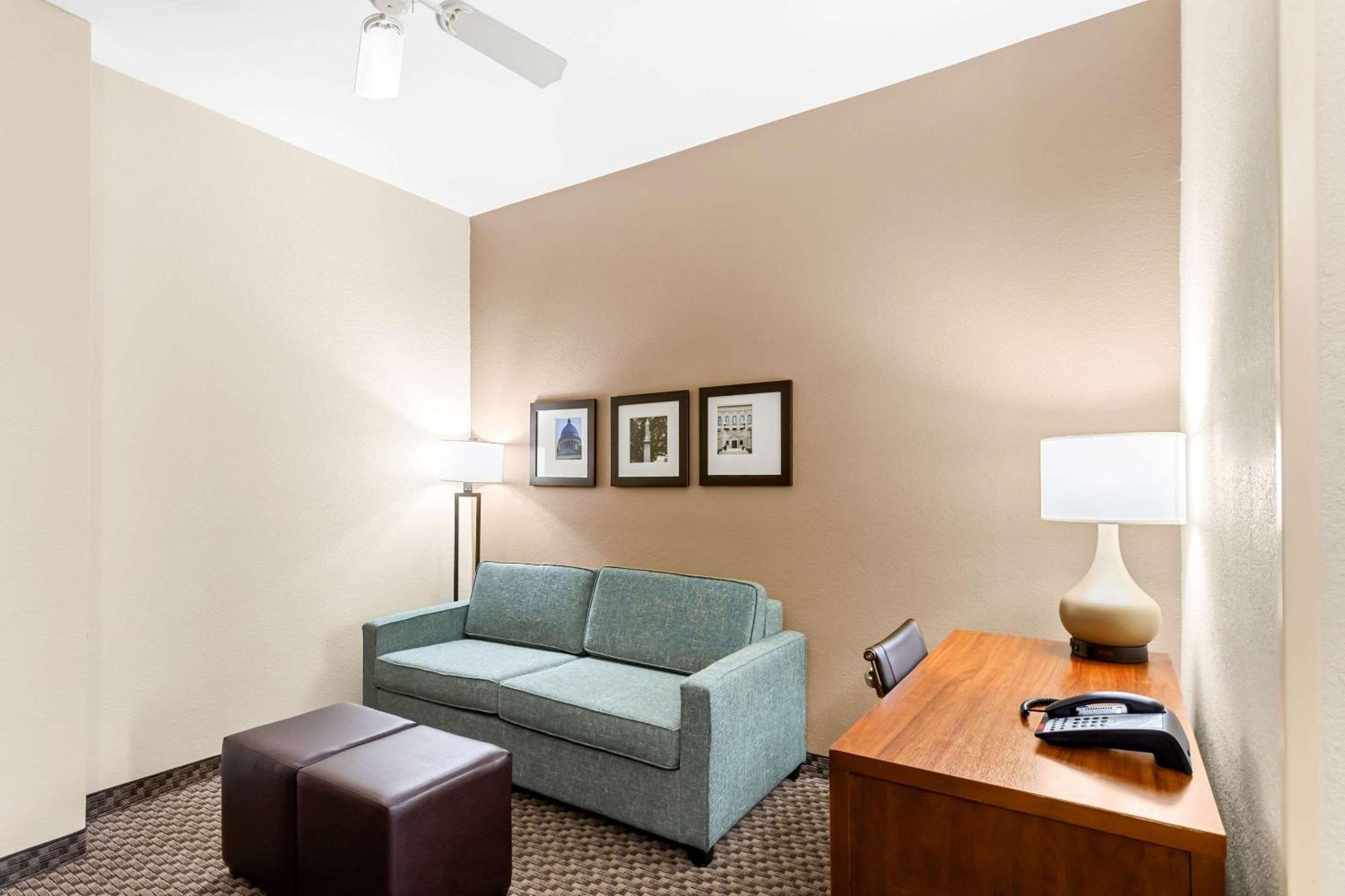 Comfort Inn & Suites Grenada Dış mekan fotoğraf