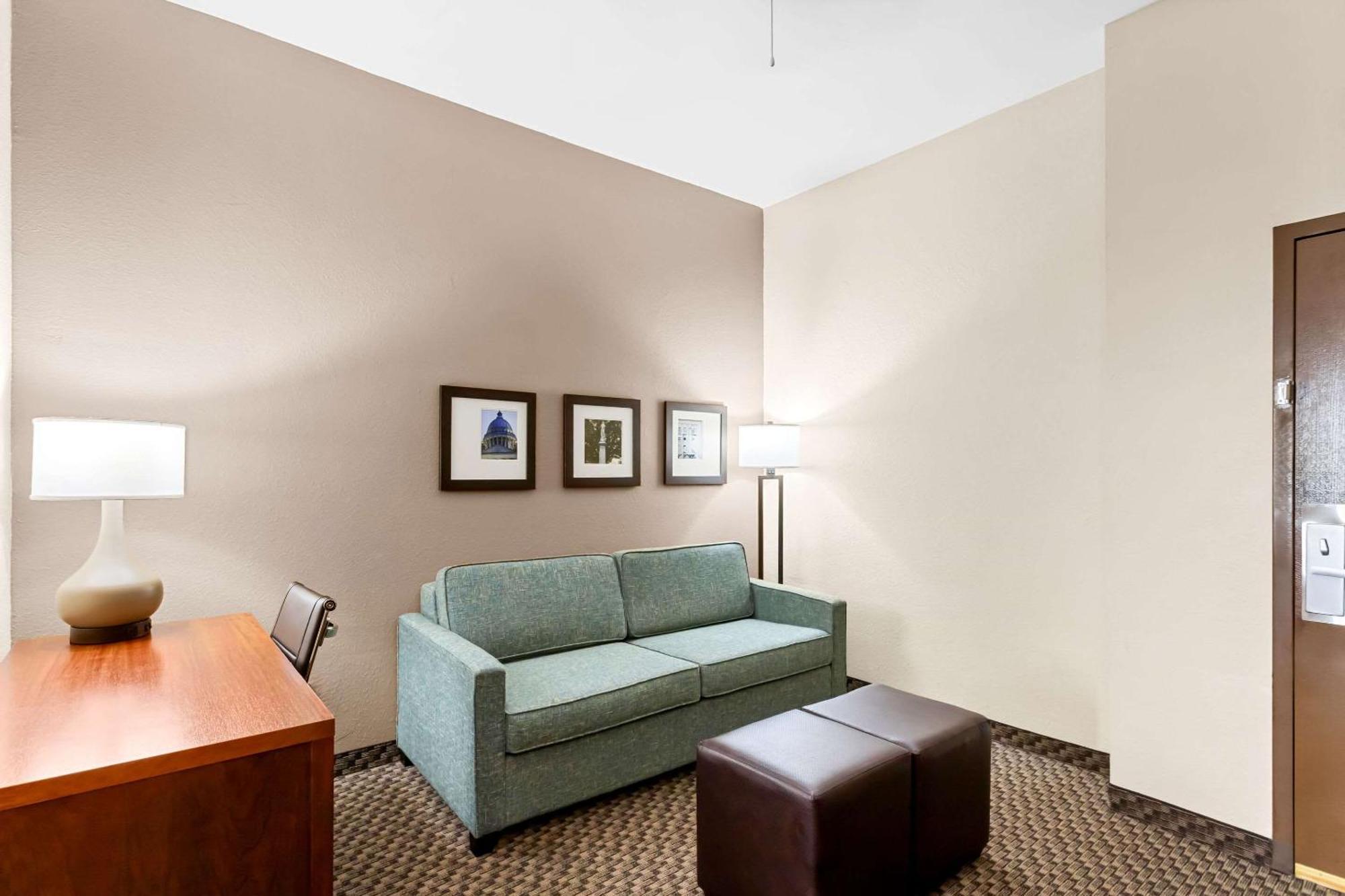 Comfort Inn & Suites Grenada Dış mekan fotoğraf