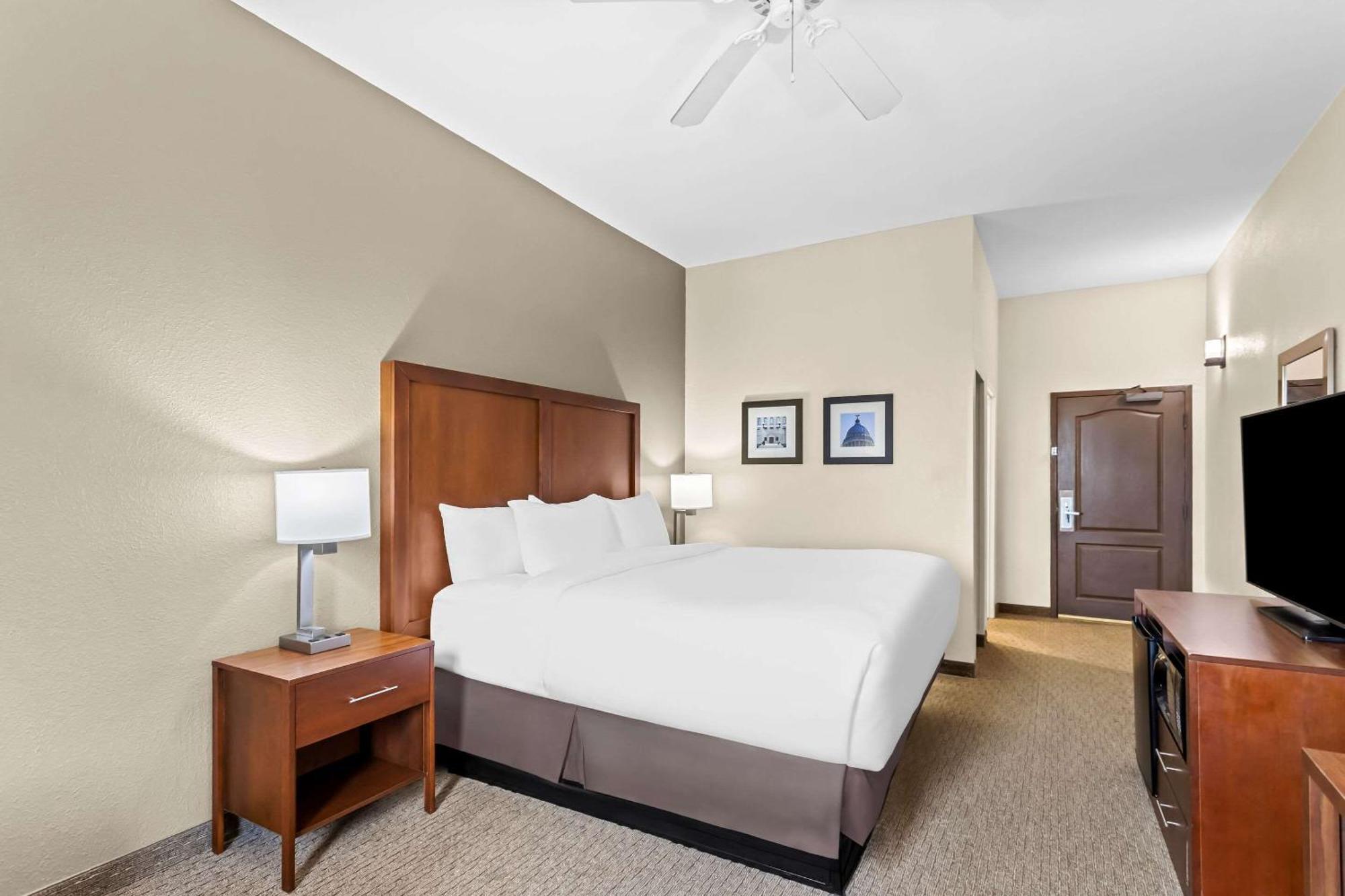 Comfort Inn & Suites Grenada Dış mekan fotoğraf