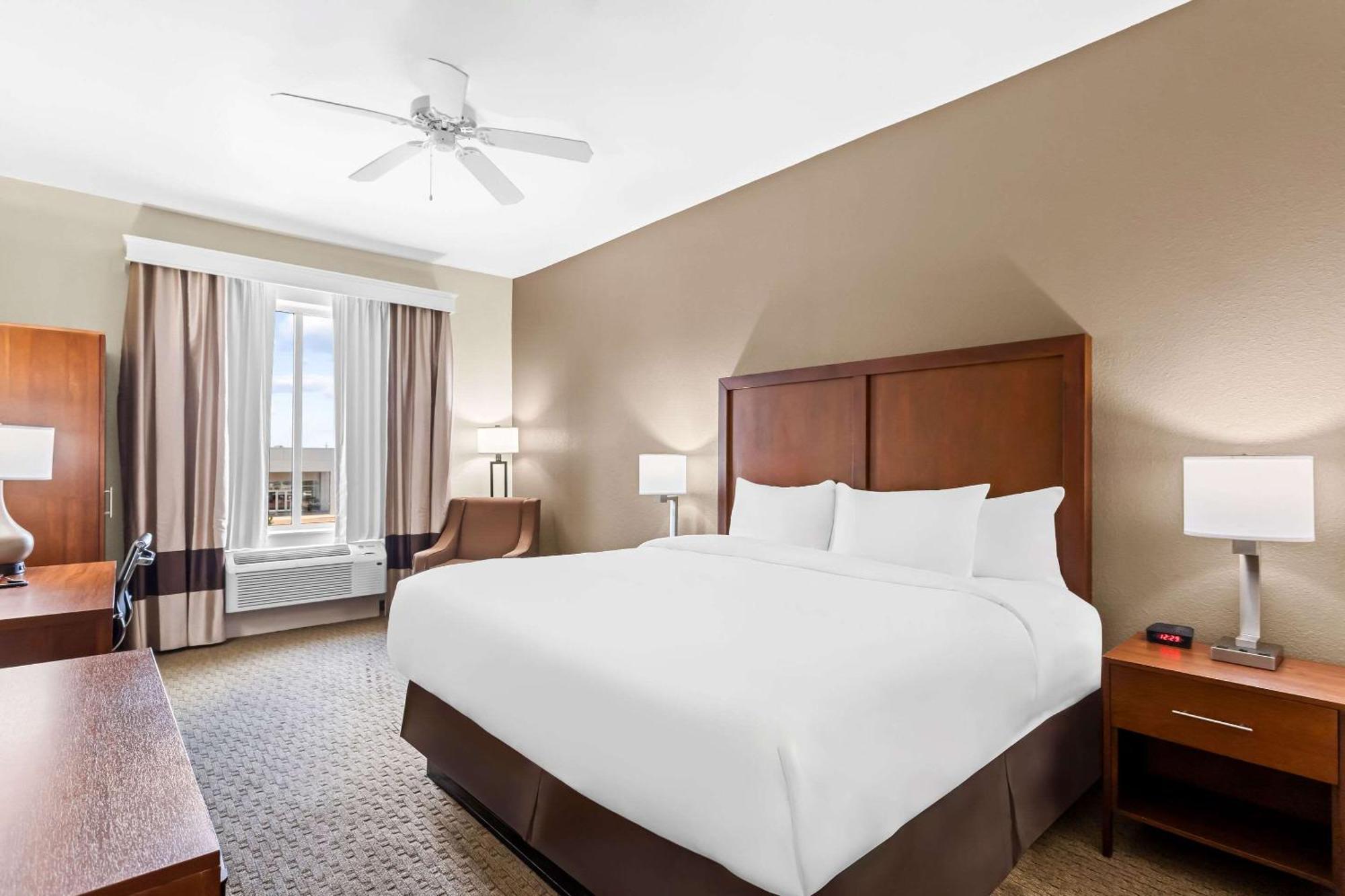 Comfort Inn & Suites Grenada Dış mekan fotoğraf